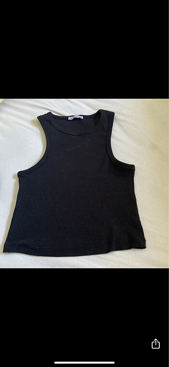 Siyah crop