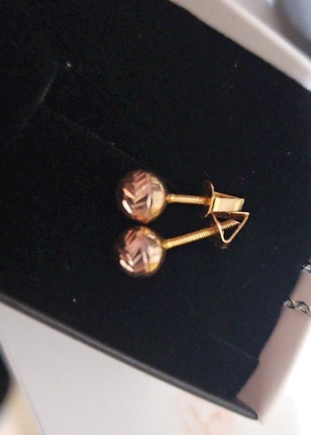 Altın Minimalist Midi Küpe - Görsel 2