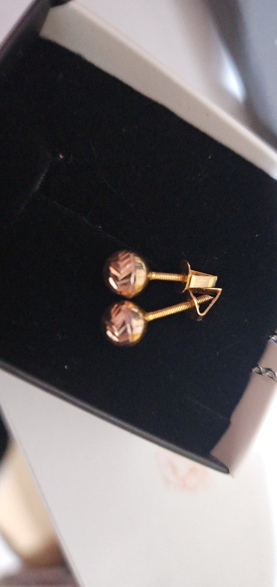 Altın Minimalist Midi Küpe - Görsel 2