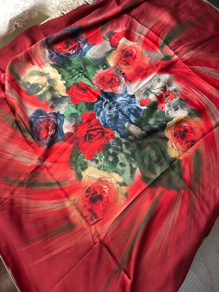 Çiçek Desenli Kadın Şal - Görsel 2