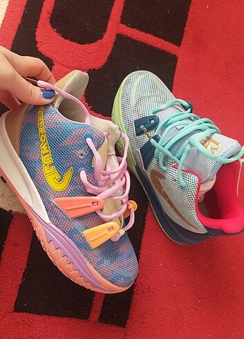 Nike iki renkli spor ayakkabı 