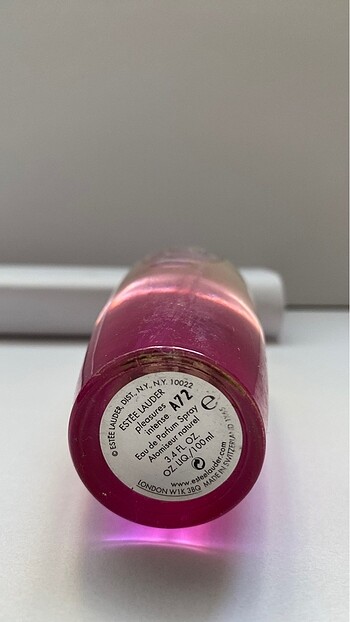  Beden Estee Lauder - Pleasures Intense