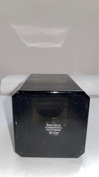  Beden Gucci - Oud Intense