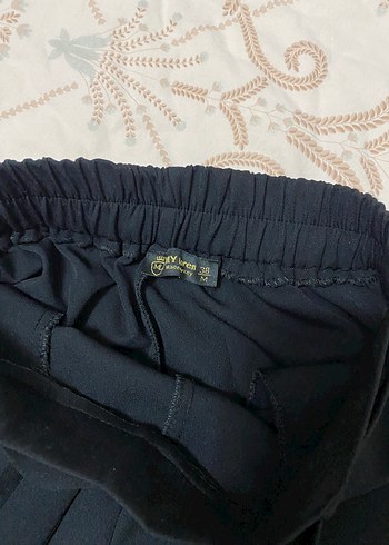 Diğer Bol Paça Kemerli Kumaş Pantolon