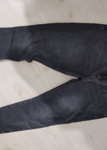 Siyah Kemerli Regular Fit Denim Pantolon