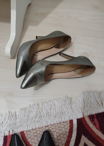 Gri Stiletto Topuklu Kadın Ayakkabı - Görsel 2