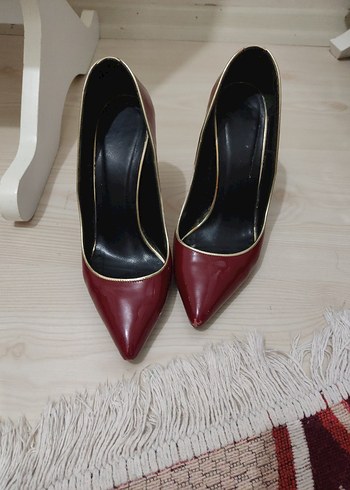 Kırmızı Parlak Deri Stiletto Topuklu Ayakkabı - Görsel 5