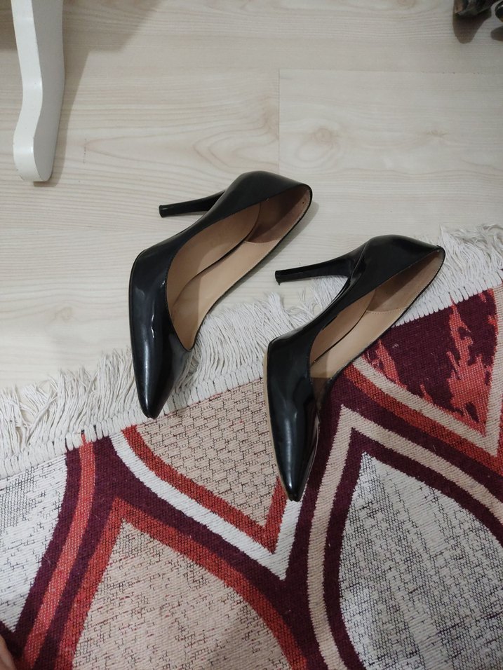 Kadın Siyah Rugan Stiletto Topuklu Ayakkabı - Görsel 5