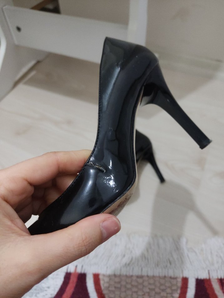 Kadın Siyah Rugan Stiletto Topuklu Ayakkabı - Görsel 3