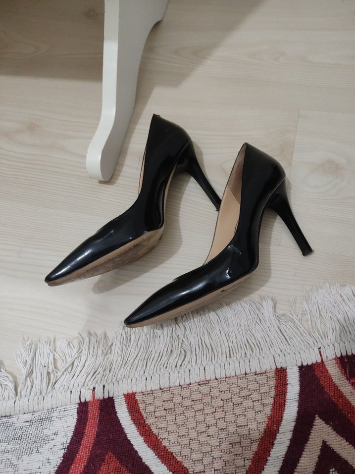 Kadın Siyah Rugan Stiletto Topuklu Ayakkabı - Görsel 2