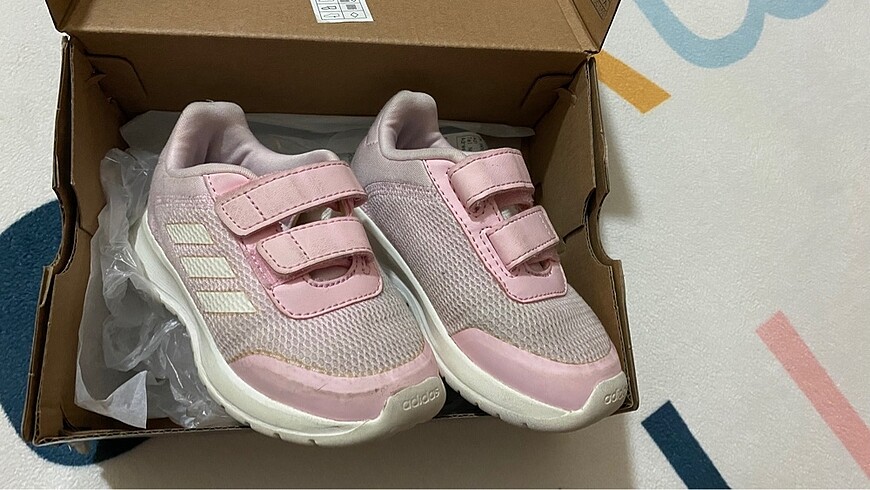 Adidas ayakkabı