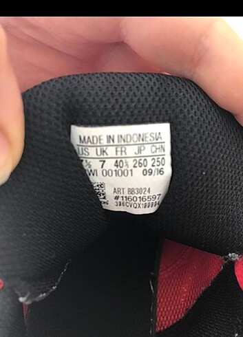 40 Beden Adidas ayakkabı