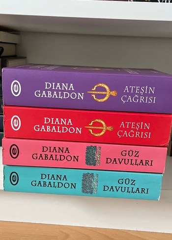 Diana Gabaldon - Ateşin Çağrısı & Güz Davulları Seti