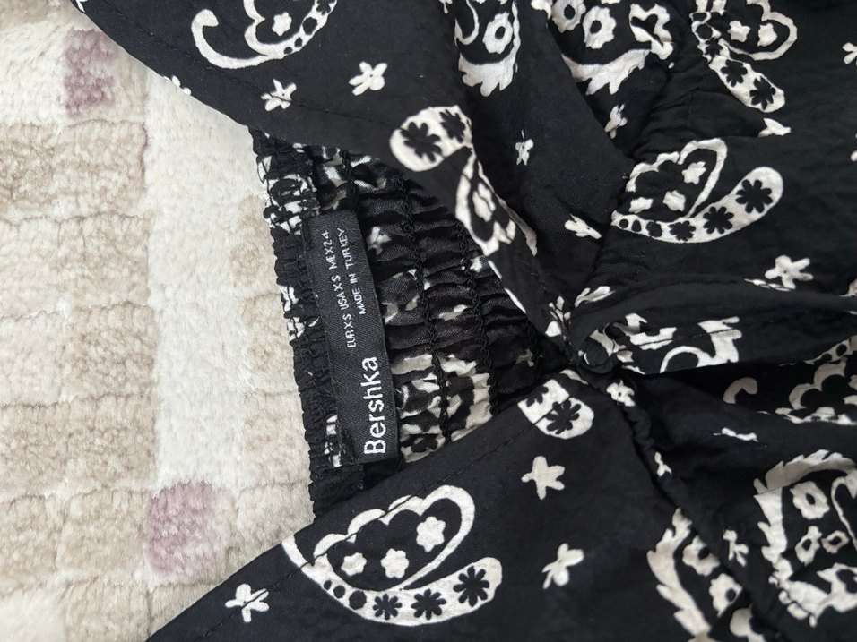 Volanlı Uzun Siyah Desenli şort tulum - Görsel 2