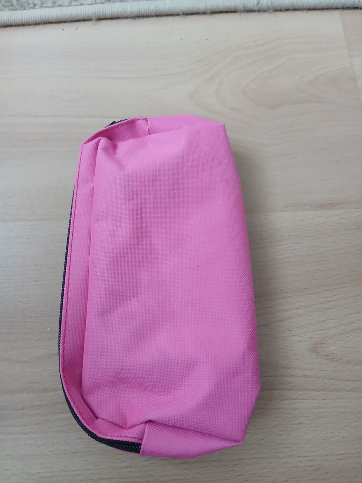 Pembe Fermuarlı Kadın Makyaj Çantası - Görsel 2