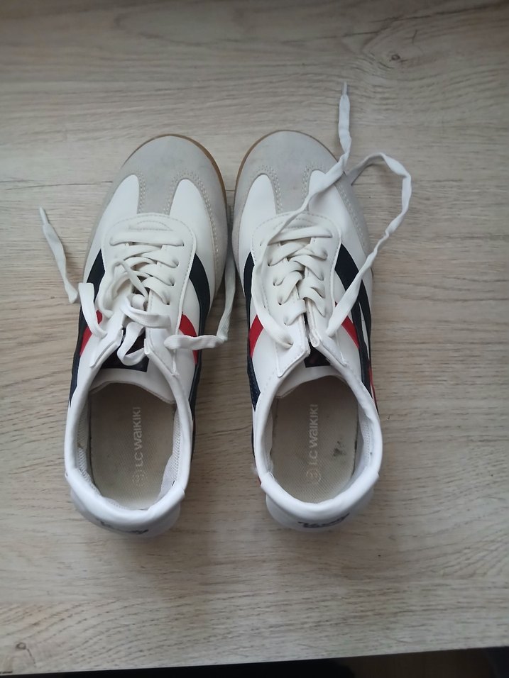 37 numara ayakkabı - Görsel 2