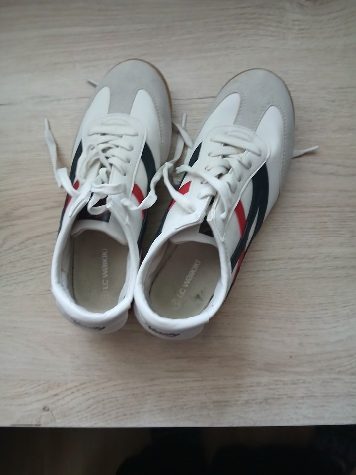 37 numara ayakkabı - Görsel 3