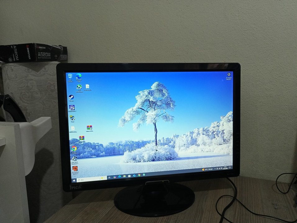 22 İNÇ MONİTÖR TERTEMİZ SORUNSUZ - Görsel 2