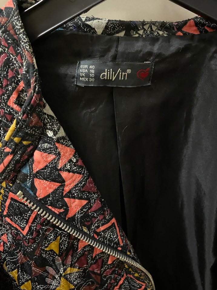 Desenli Fermuarlı Kadın Ceket - Görsel 2