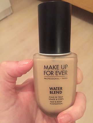 Make up forever ışıltı veren fondöten