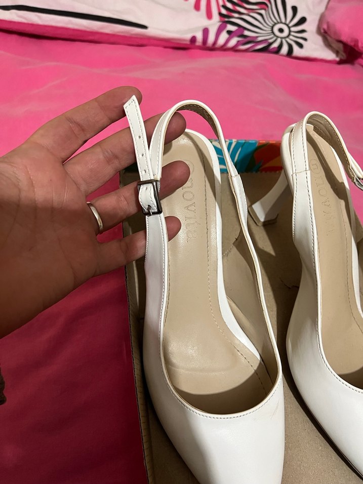 Beyaz Tokalı Stiletto Kadın Abiye Ayakkabı - Görsel 2