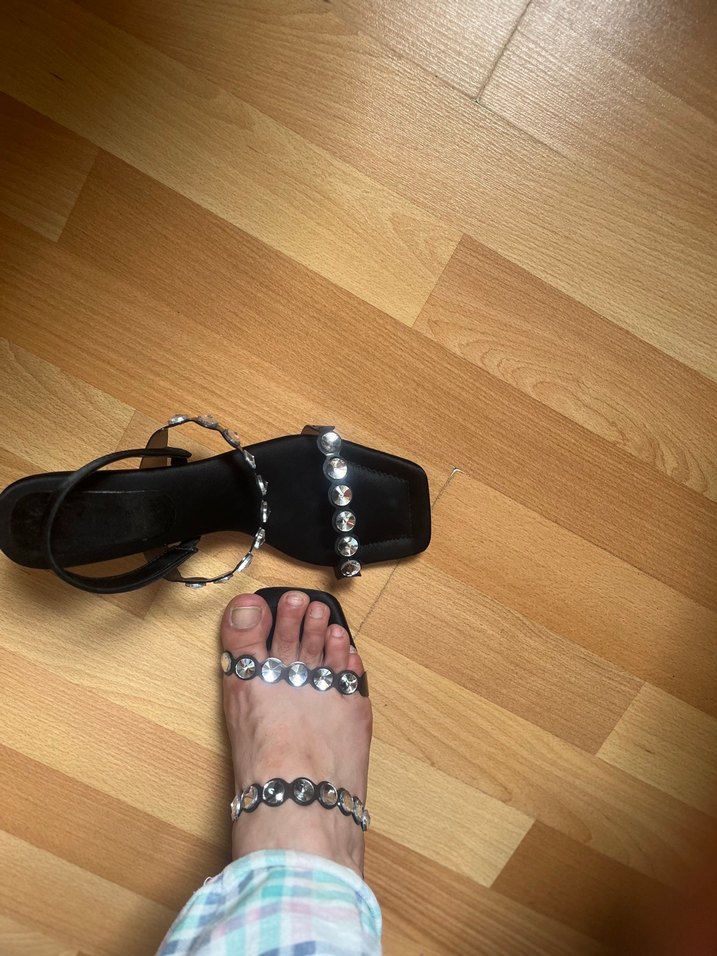 Parlak Siyah Yılan Desenli Topuklu ayakkabı - Görsel 2