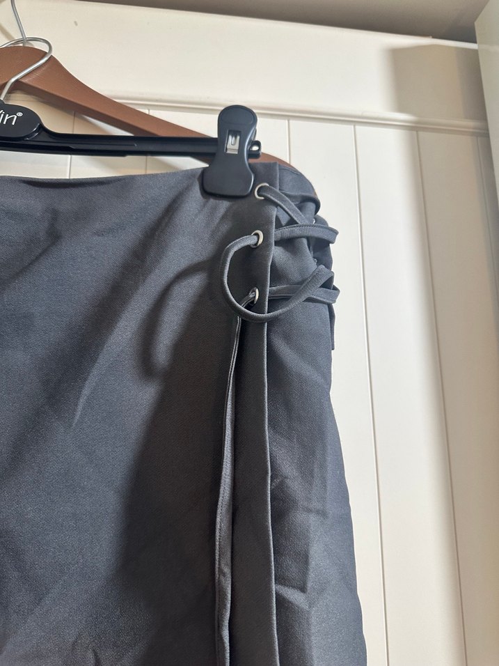 Gri  Mini Şort Etek - Görsel 3