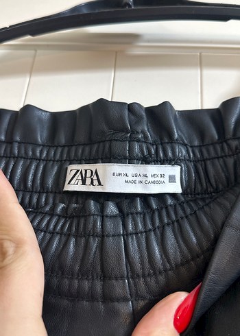 xl Beden siyah Renk Siyah Deri Mini Şort