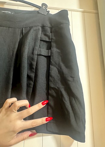 Kadın Siyah Keten Pileli Mini Etek - Görsel 4