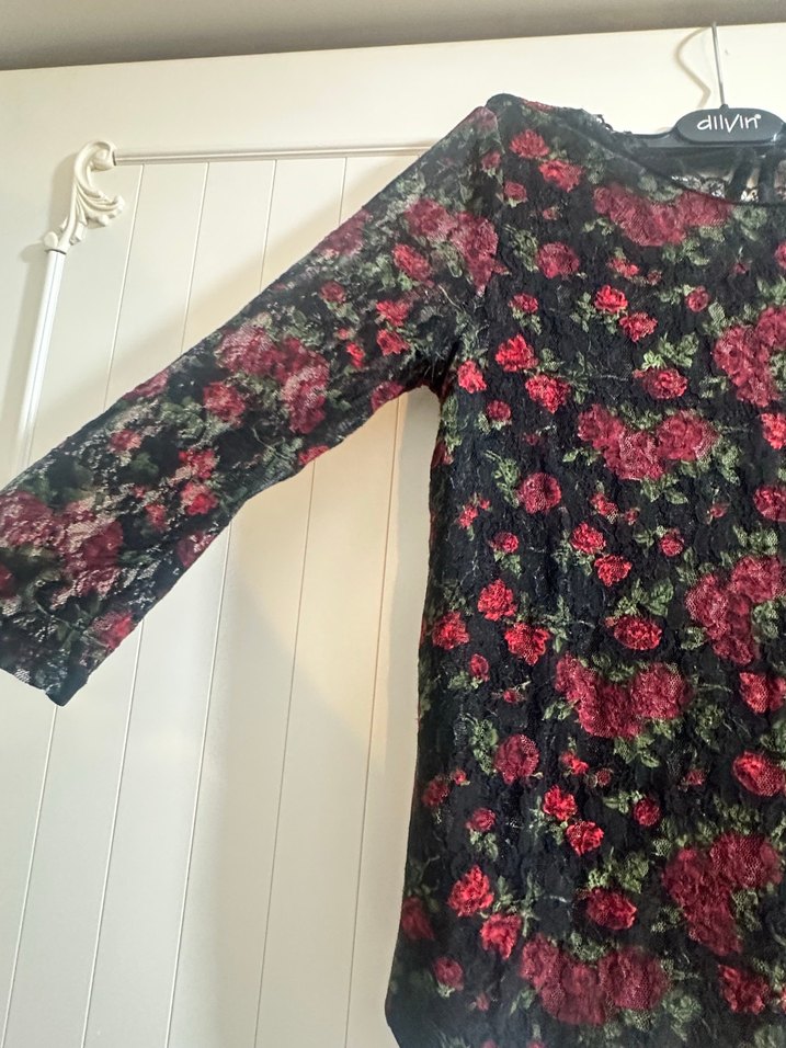 Dantel Detaylı Bordo Çiçekli Uzun Kollu Bluz - Görsel 2