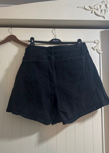 Düğmeli Siyah Mini Kot Şort Etek - Görsel 6