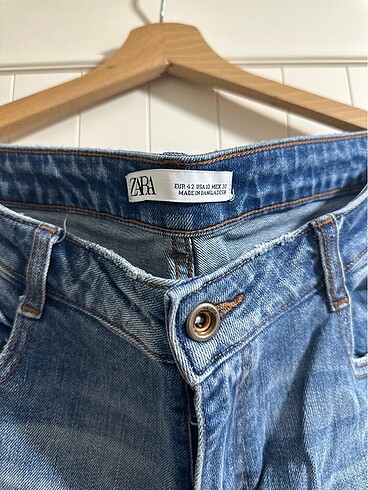 42 Beden mavi Renk Zara Jean