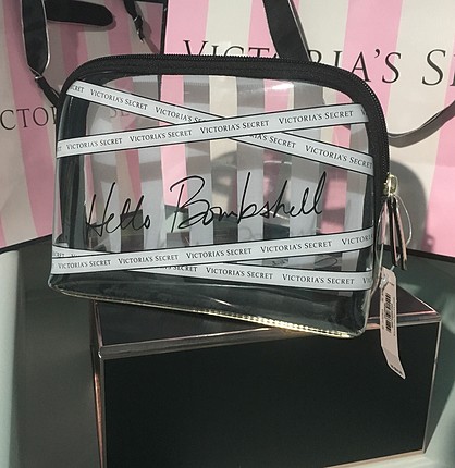 Victoria s Secret Victoria s secret bombshell makyaj çantası