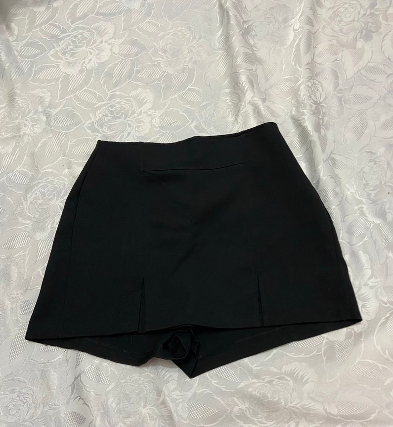 Siyah Yüksek Bel Mini Şort - Görsel 2