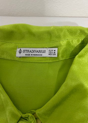 Parlak Yeşil Düğmeli Kadın Gömlek - Görsel 3