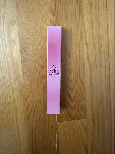 3CE Shine Reflector- Lilac Glaze