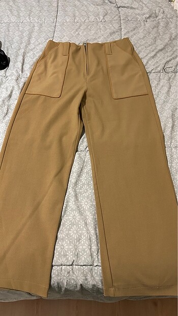 Trendyolmilla pantolon.