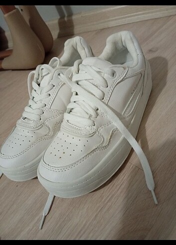 Stradivarius sneaker 