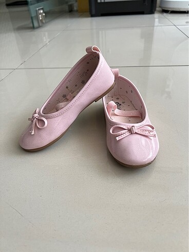 Pembe kız çocuk babeti