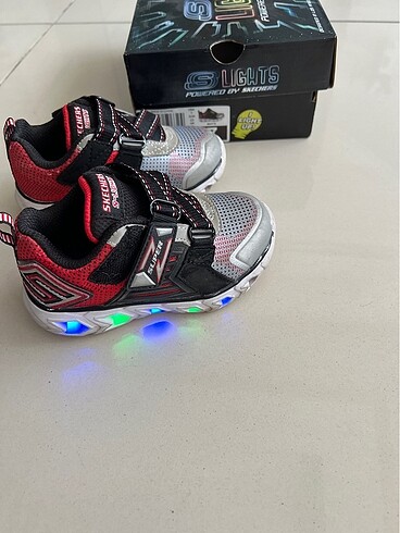 Skechers Işıklı erkek çocuk ayakkabısı