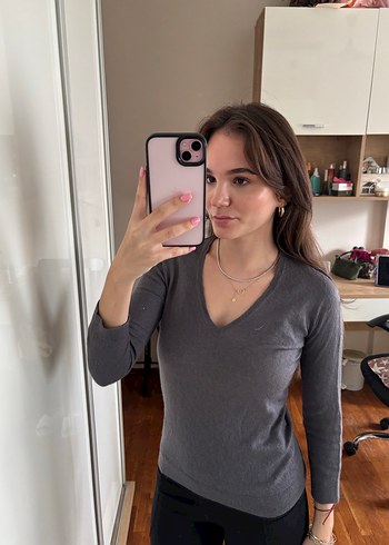 Gri V Yaka İnce Triko Kadın Kazak Stefanel - Görsel 2