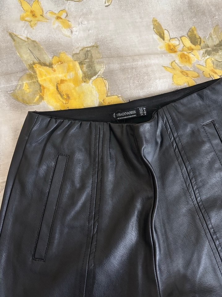 Stradivarius deri yırtmaçlı Tayt  - Görsel 3