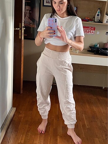 xs Beden ten rengi Renk Bershka Krem Pantolon