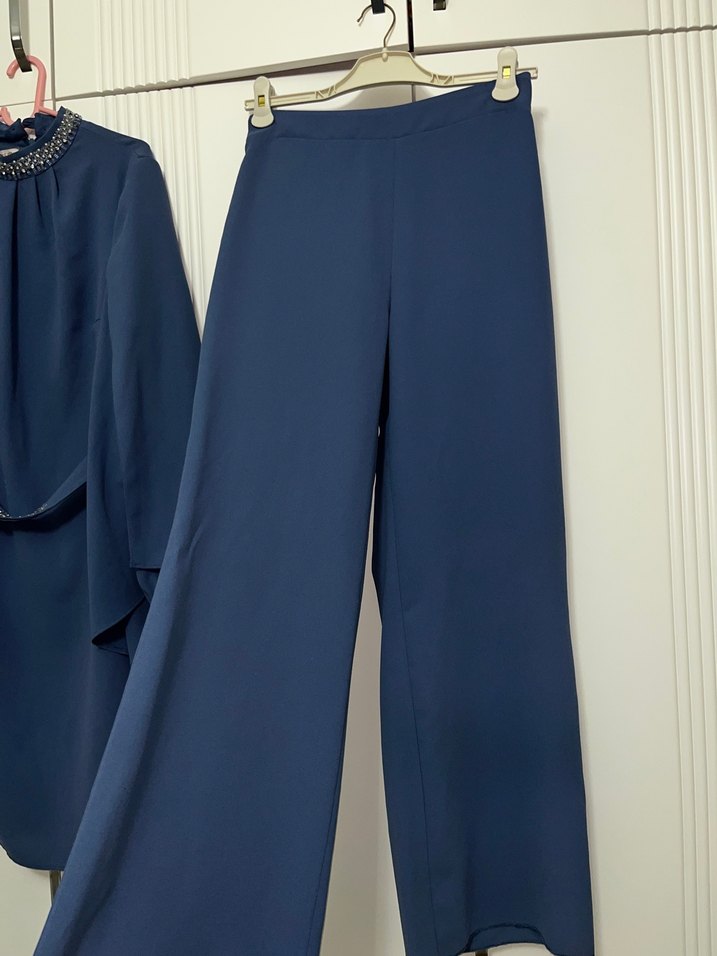 Uzun Kollu Mavi Kadın Abiye Elbise Takımı - Görsel 3