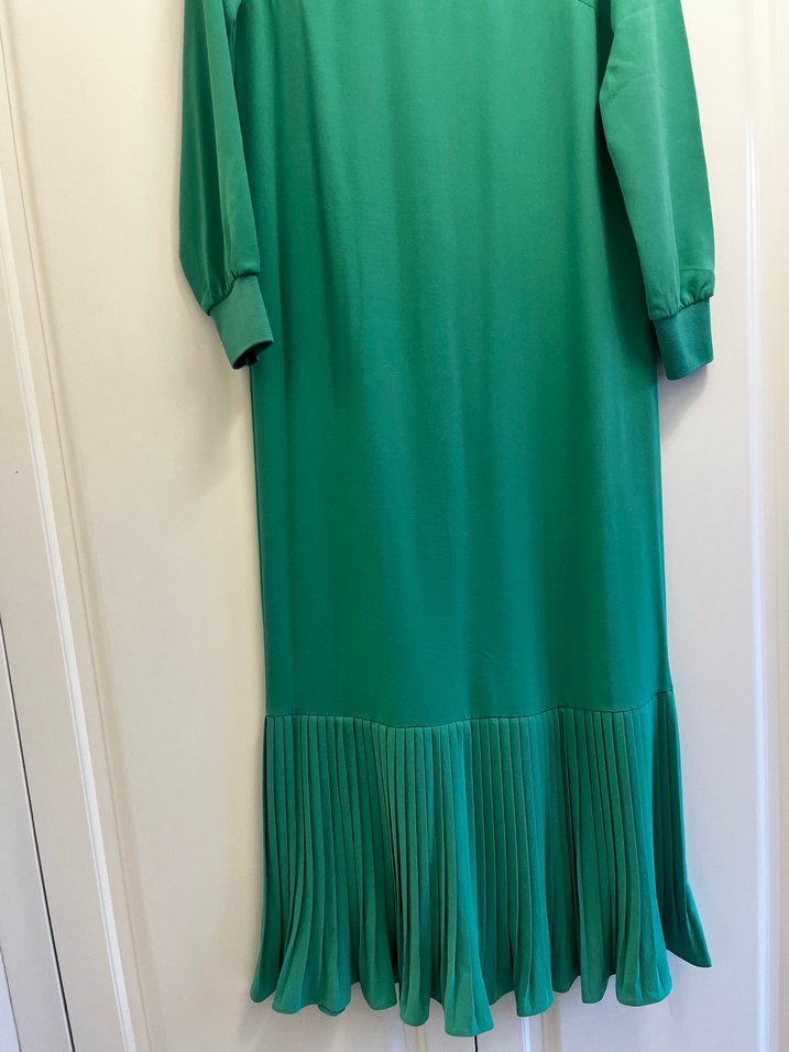 Yeşil Uzun Kol Pliseli Kadın Elbise - Görsel 4