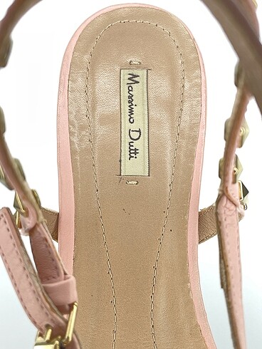 41 Beden pembe Renk Massimo Dutti Sandalet %70 İndirimli.