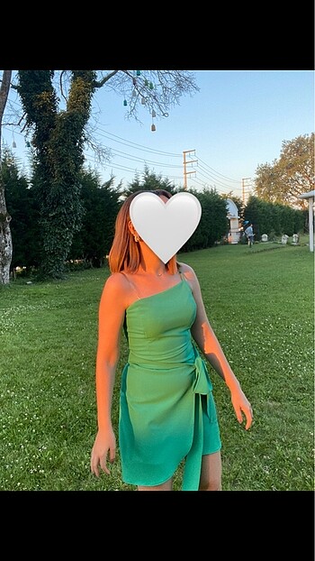 Yeşil elbise