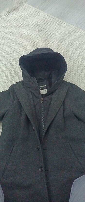 Erkek çocuk 11-12 yaş kapşonlu siyah kaşe kaban - Görsel 3