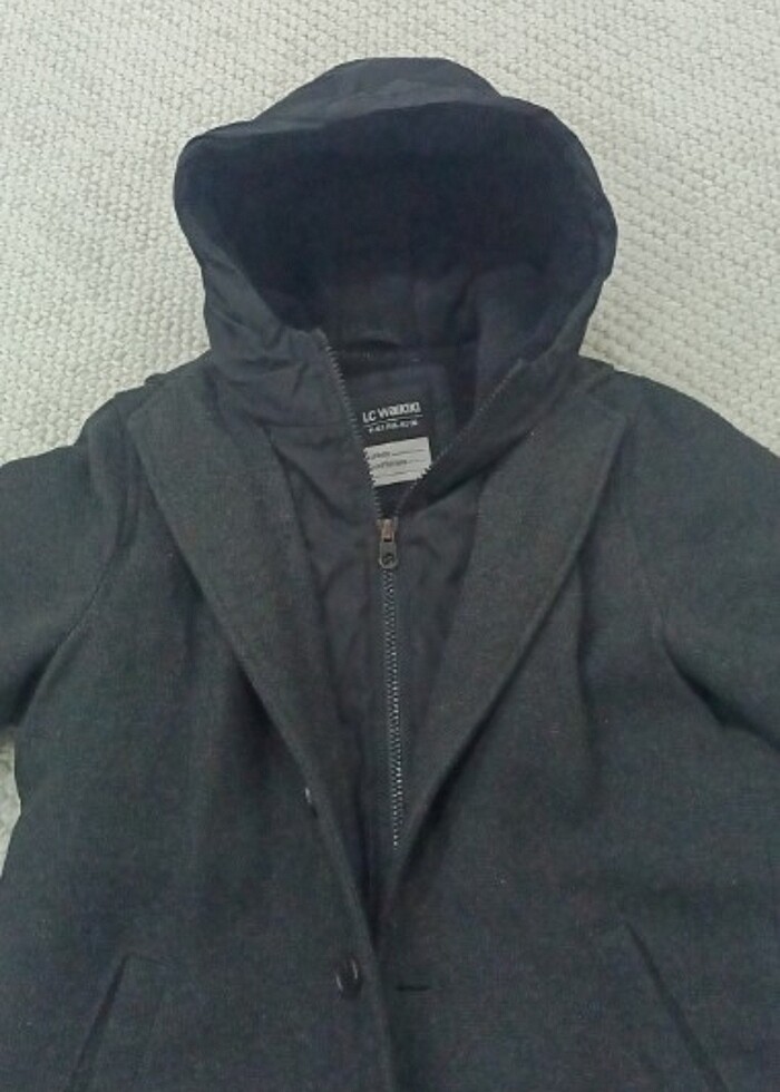 Erkek çocuk 11-12 yaş kapşonlu siyah kaşe kaban - Görsel 3