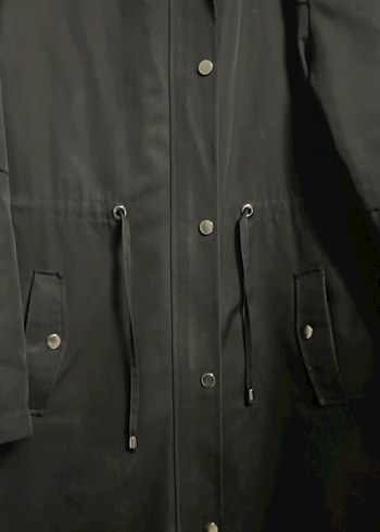 Düğmeli Siyah Kadın Trençkot - Görsel 3